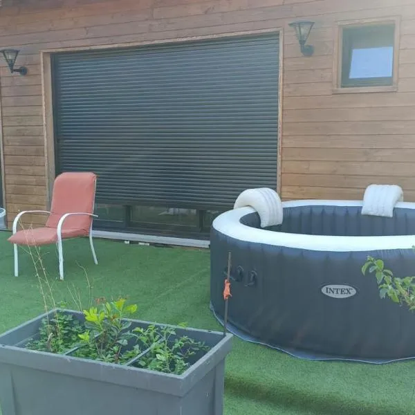 Les Moreloux，位于Saint-Astier的酒店