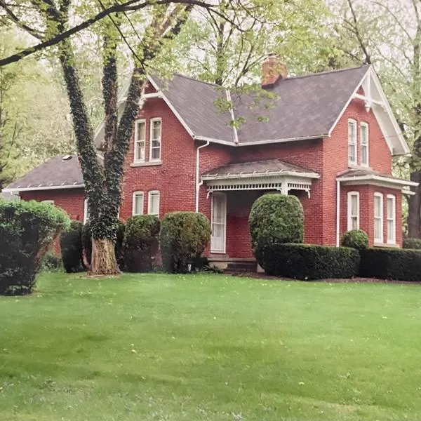 Cedar Point/Kalahari/Lake Erie - Betty's Homestead，位于诺沃克的酒店