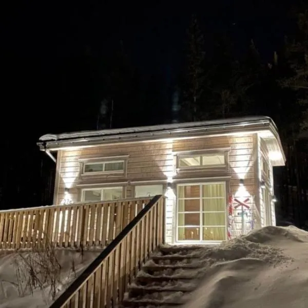 Cozy Cabin in Björnrike，位于Björnrike的酒店