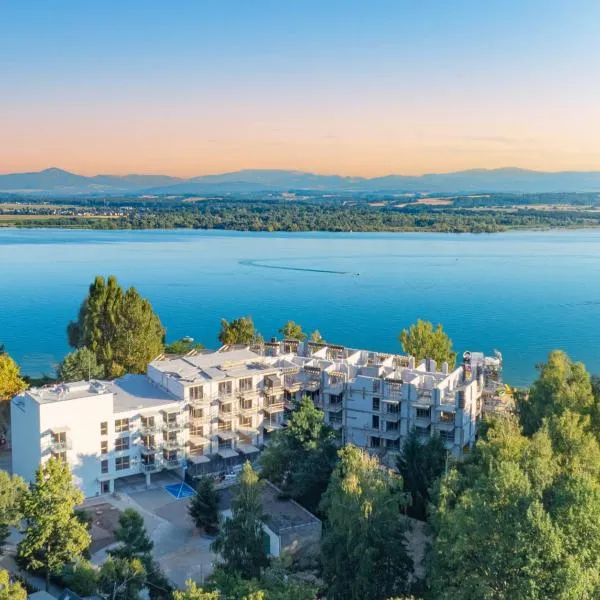 Lago Nysa Apartamenty nad Jeziorem Nyskim，位于尼萨的酒店