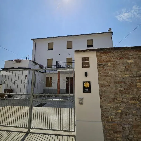 CASA MIA GUESTHOUSE AFFITTA CAMERE Foresteria，位于Tornata的酒店