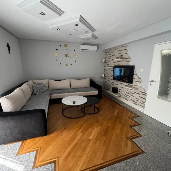 Apartman Centar comfort，位于波素斯捷的酒店