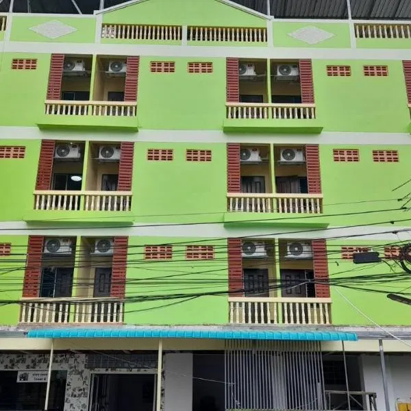 Natcha Place Klongluang 35，位于Ban Bang Khan的酒店