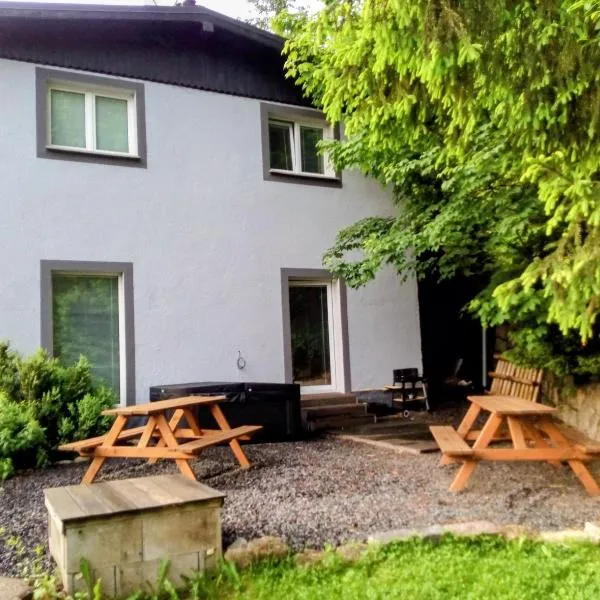 Rádi Vás ubytujem na pensionu MEJTO，位于哈拉霍夫的酒店