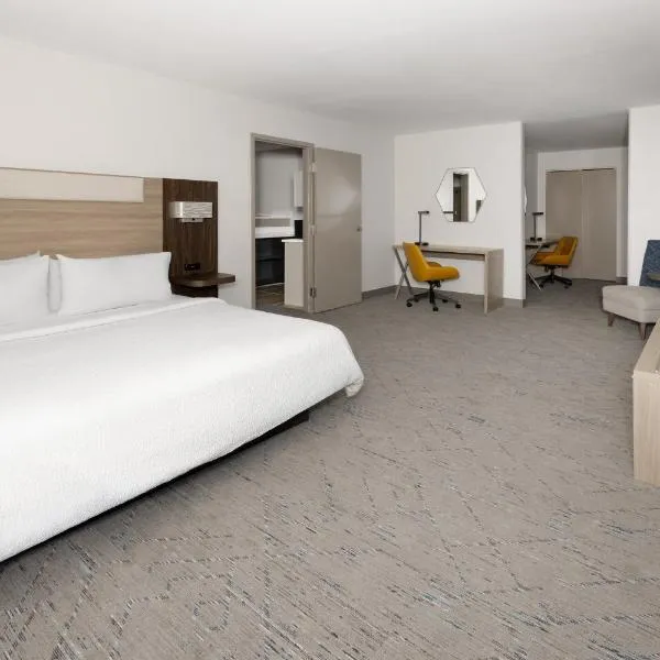 怀俄密辛套房智选假日酒店，位于West Reading的酒店