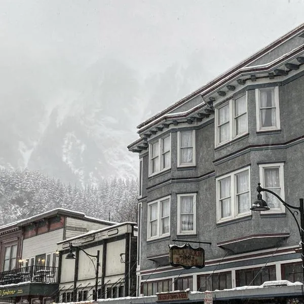 阿拉斯加酒店及酒吧，位于朱诺的酒店