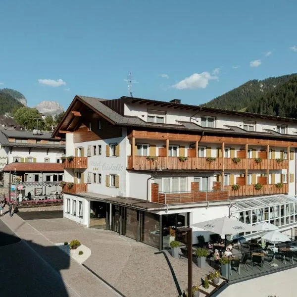 Hotel Cristallo，位于圣克里斯蒂娜的酒店
