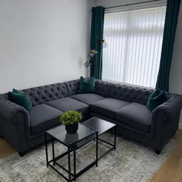 The Studio - with free parking，位于阿伯丁的酒店