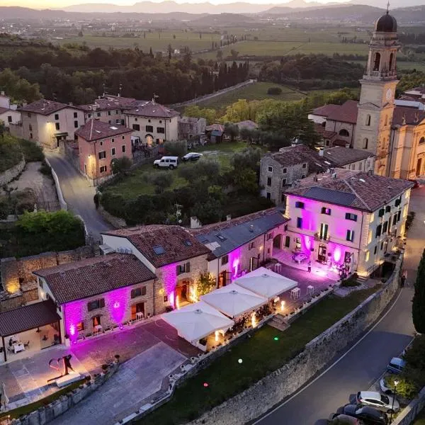 Castrum Wine Relais，位于圣皮耶特罗因卡里亚诺的酒店