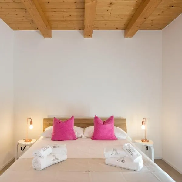 Dimora Caprera - Appartamenti，位于法尔科纳拉·玛里提马的酒店