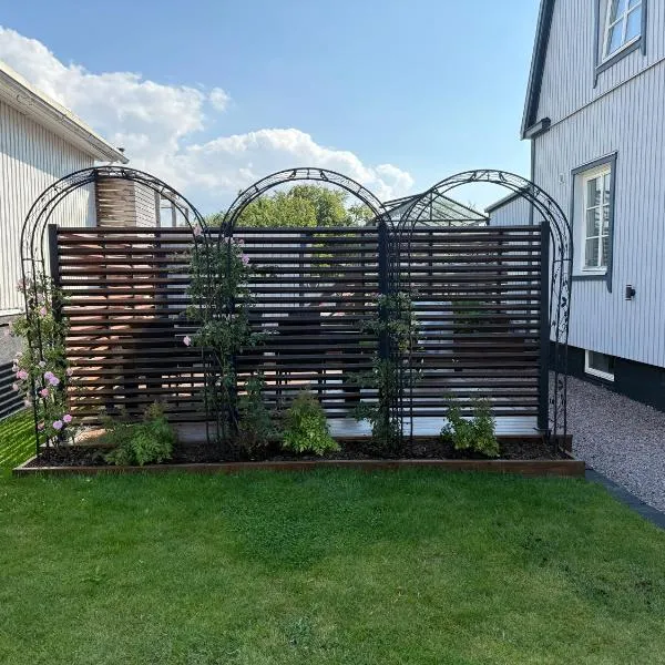 Gamletull Guesthouse，位于哈尔姆斯塔德的酒店