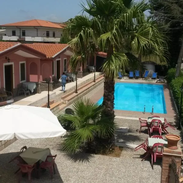 Hotel La Pineta，位于Spilinga的酒店