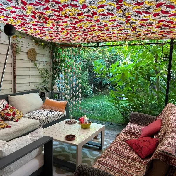 La Chambre Du Voyageur，位于苏斯通的酒店