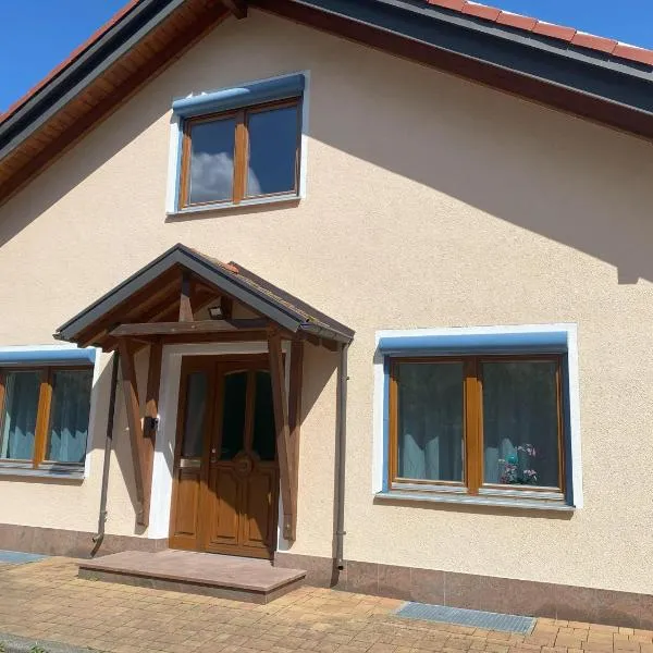 Ferienhaus Barbara，位于Wüstenrot的酒店