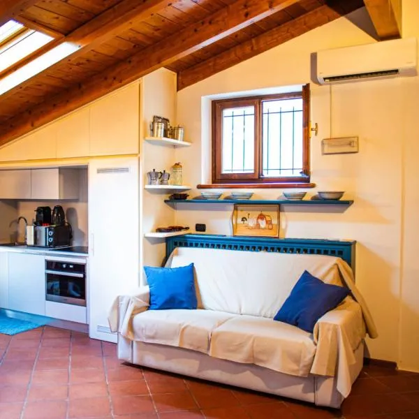 Il Nettuno Chalet Stile Rustico in Centro Città，位于特伦托的酒店