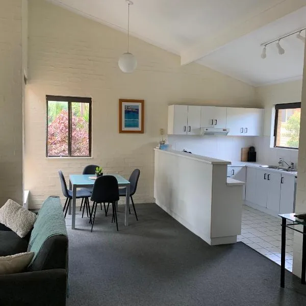 Beachside Haven Free Linen Wi-Fi Netflix air con，位于Boomerang Beach的酒店