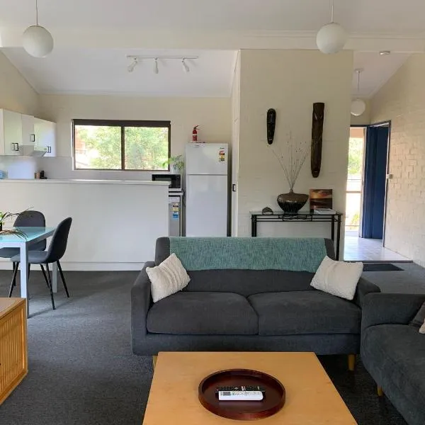 Beachside Haven Free Linen Wi-Fi Netflix air con，位于Boomerang Beach的酒店