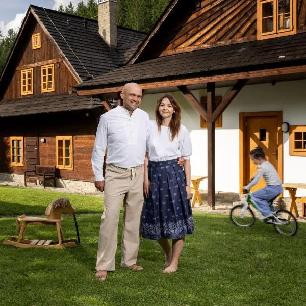 Na mú dušu - Valašské chalupy na Kyčerce，位于大卡尔洛维采的酒店