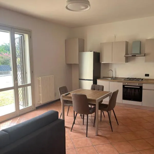 Franciacorta Home，位于罗瓦托的酒店