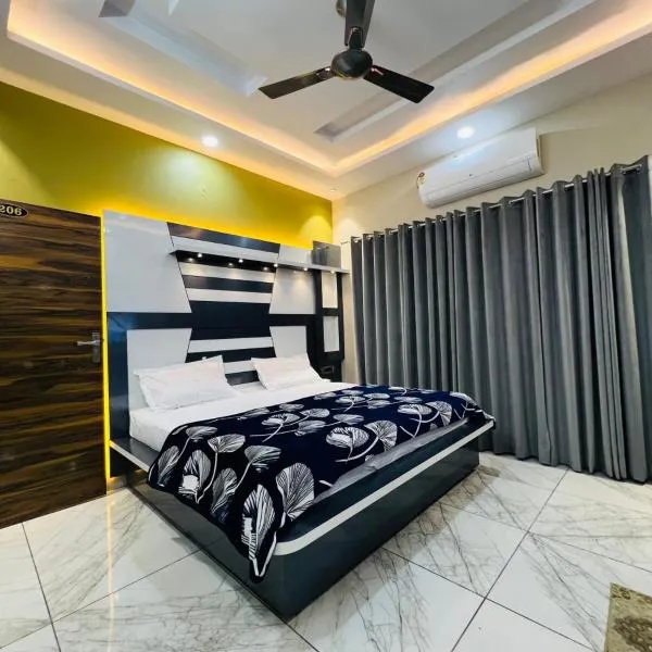 Hotel River View Panipat，位于Pānīpat的酒店