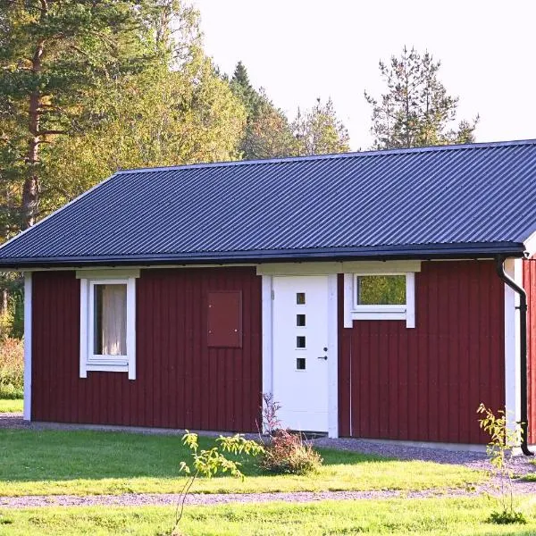 Stuga Östensbo Gård，位于厄斯特比布吕克的酒店