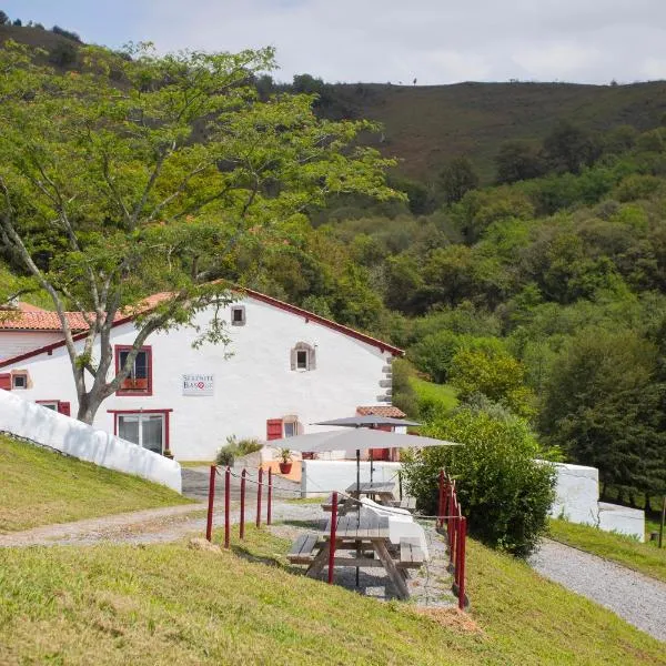 SERENITE BASQUE - Gîtes & Spa Privatif - Vue sur montagne，位于阿伊诺阿的酒店
