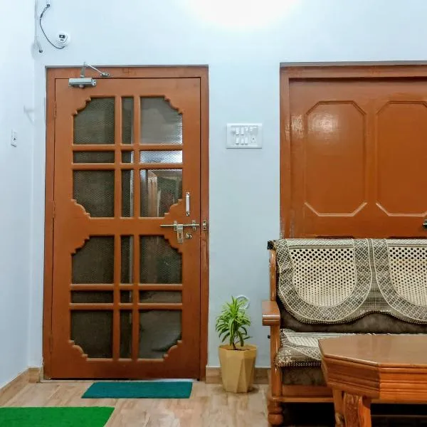 Shri Ramesht Paying Guest House, Ayodhya Dham, India，位于Ayodhya的酒店