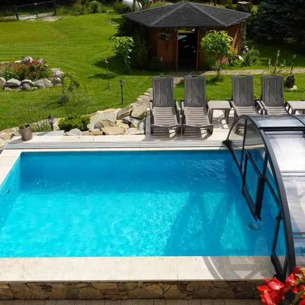 Staro Chałpa，位于伊斯泰布纳的酒店