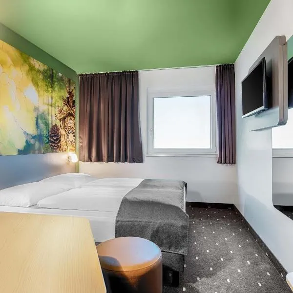 B&B HOTEL Baden-Airpark，位于莱茵明斯特的酒店