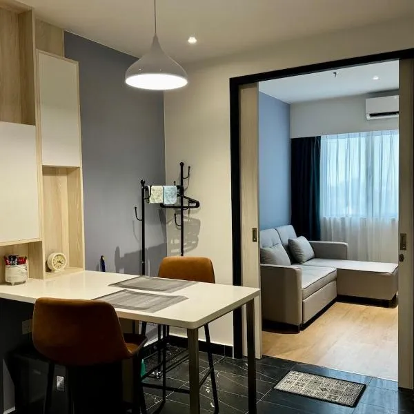 Vetro 11 Suites - Kota Kinabalu - J-Residences Welcomes You!，位于宾南邦的酒店