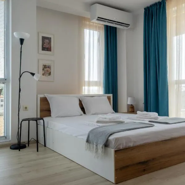 Студио 9 Парк Панорама，位于希萨里亚的酒店