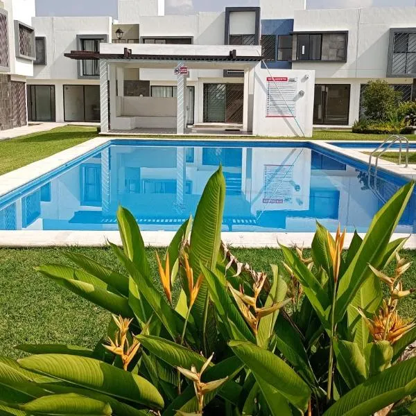 Casa Alcatraz con Alberca, Cuernavaca Morelos，位于Tezoyuca的酒店