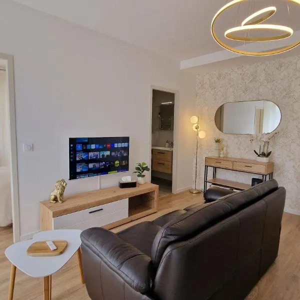Appartement moderne & cosy - cœur de Libourne Bastide，位于利布尔讷的酒店