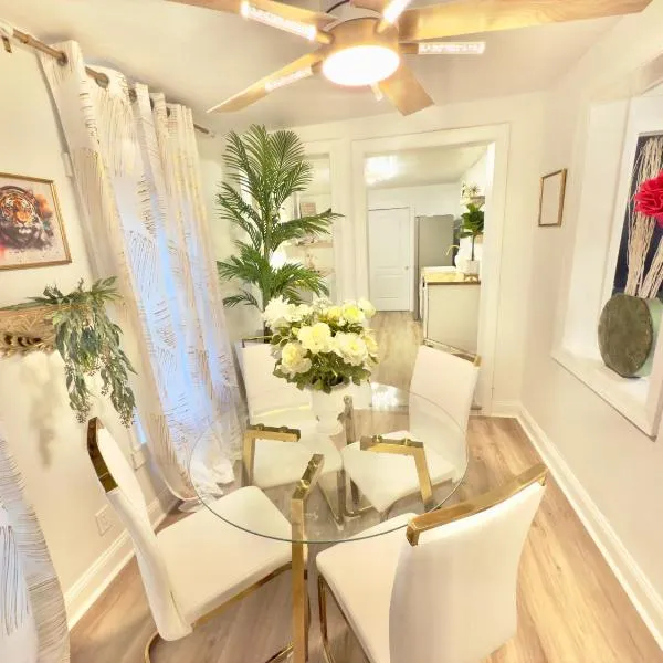 Home away from home，位于多佛尔的酒店