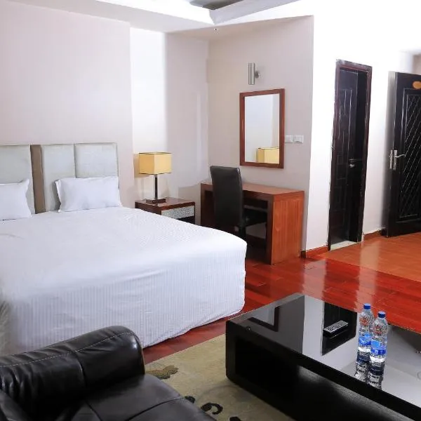 Yinm Luxury Apartment，位于亚的斯亚贝巴的酒店