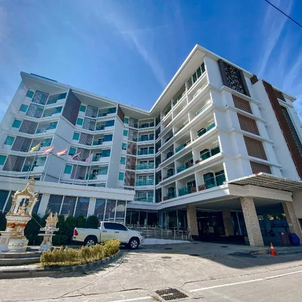 Vareena palace hotel，位于北芭堤雅的酒店