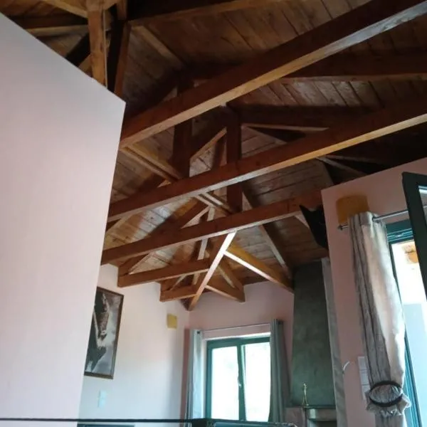 Garavelas Home Το σπιτι στην Καστανιανη Μαστοροχωρια Κονιτσα，位于Kastanéa的酒店