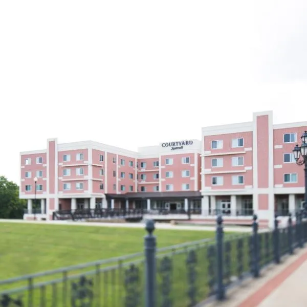 Courtyard by Marriott Rome，位于罗马的酒店