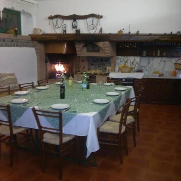 Agriturismo Il Selvello，位于Le Versegge的酒店