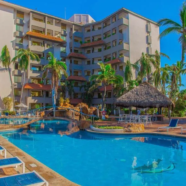 Luna Palace，位于马萨特兰的酒店