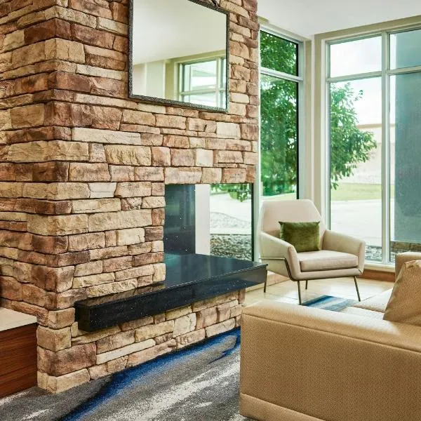 谢里登万豪费尔菲尔德客栈，位于谢里登的酒店