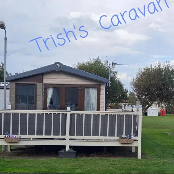 Trish's Caravan Coop 144，位于Kinmel Bay的酒店