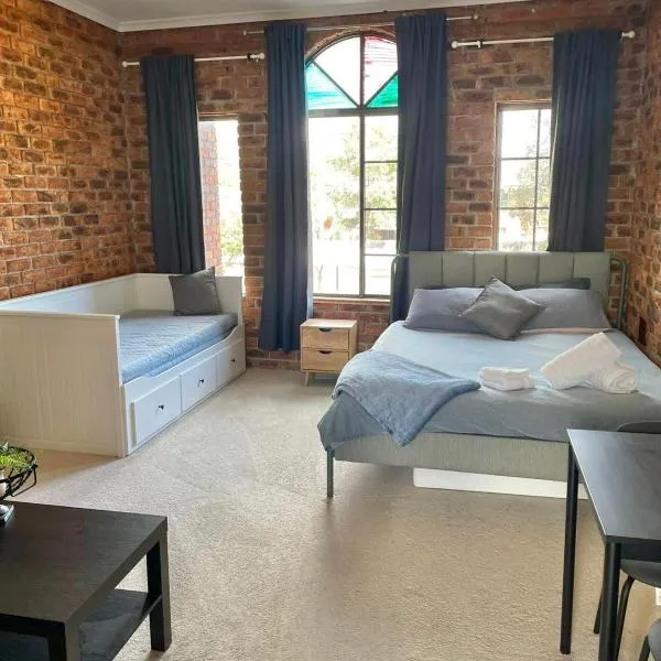 Wongeoon Vast Xenial Home，位于弗兰克斯顿的酒店