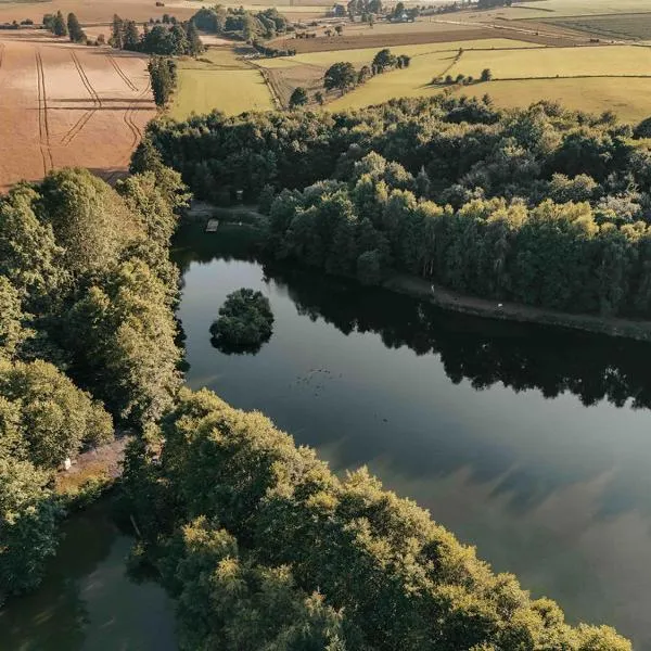 Dôme géodésique exceptionnel en pleine nature，位于Flamizoulle的酒店
