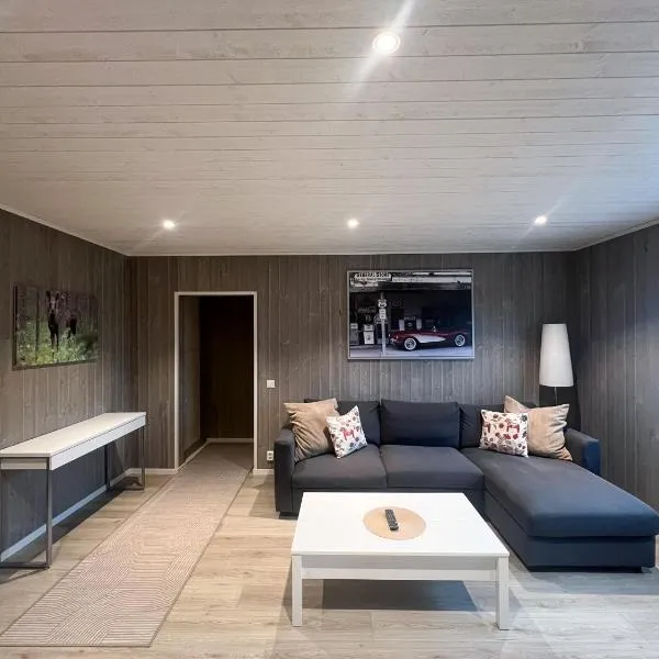 Linda's Apartment，位于Sörsjön的酒店