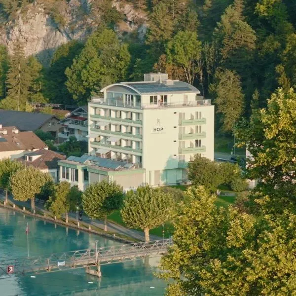 HOP Apartments & Suites，位于因特拉肯的酒店