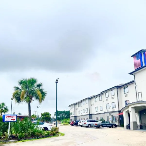 Oyo Townhouse Sulphur,LA Extended Stay，位于萨尔弗的酒店
