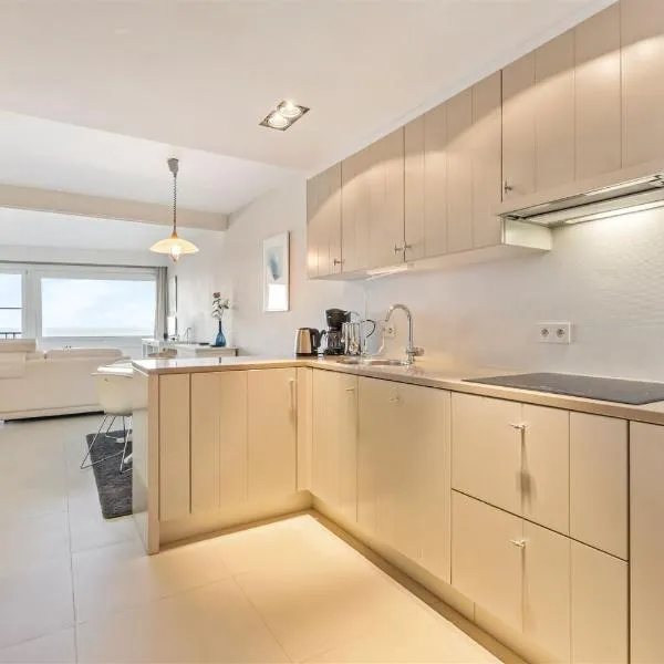 Seaview cosy studio Costa Brava，位于布兰肯贝赫的酒店