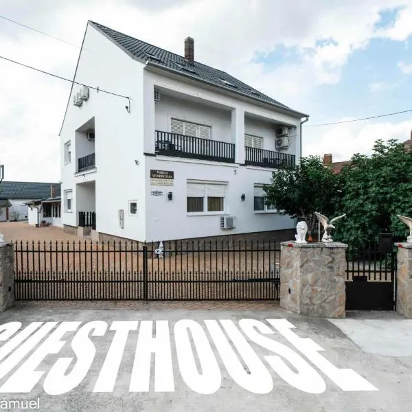 Varga Vendégház，位于Tótszerdahely的酒店