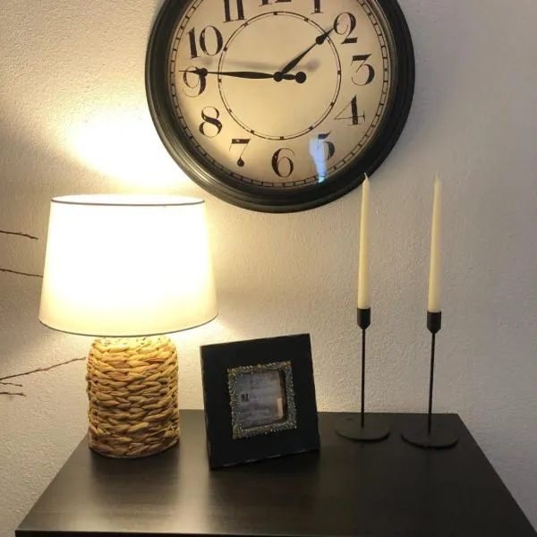 ZMC Apartment，位于奥勒什蒂耶的酒店